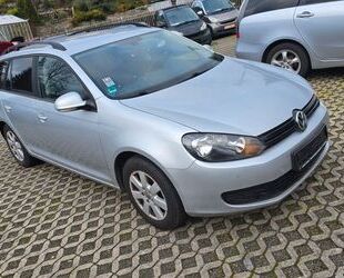 VW Volkswagen Golf 1.6 TDI Comfortline Variant Gebrauchtwagen