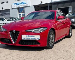 Alfa Romeo Alfa Romeo Giulia Super*TOP-ZUSTAND*NAVI*SHZ*BHZ*R Gebrauchtwagen