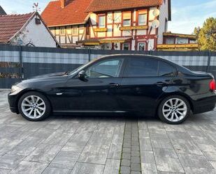 BMW BMW 320 Baureihe 3 Lim. 320d *XENON*SPORT*TEILLEDE Gebrauchtwagen