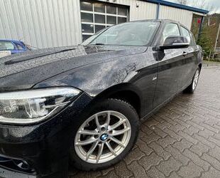 BMW BMW 120i 5-TSport Line a1.Hd.MWST!Schekh.Voll!Aut. Gebrauchtwagen