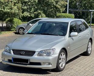 Lexus Lexus IS 200 Sportcross Gebrauchtwagen