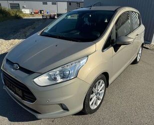 Ford Ford B-Max Titanium *NAVI*SITZHZG.*KLIMA*RÜCKFAHRK Gebrauchtwagen