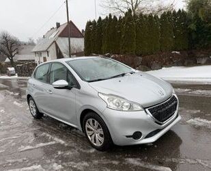 Peugeot Peugeot 208 1.2 Active PureTech *klima*Euro6* Gebrauchtwagen