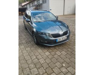 Skoda Skoda Octavia 2.0 TDI SCR DSG Tour Combi Tour Gebrauchtwagen