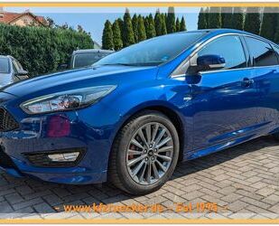 Ford Ford Focus 1.5 Ecoboost ST-Line NAVI XENON 1.HA 2x Gebrauchtwagen