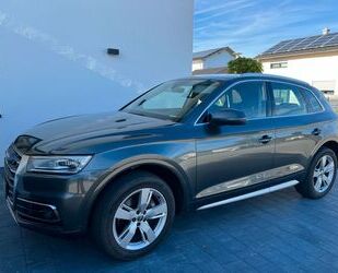 Audi Audi Q5 2.0 TDI 140kW S tronic quattro sport Gebrauchtwagen