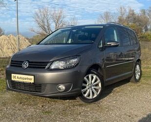 VW Volkswagen Touran Highline *DSG*AHK*Kamera*8-f*TÜ Gebrauchtwagen