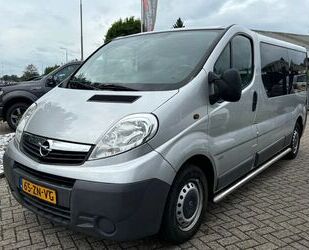 Opel Opel Vivaro kombi 2.0i L2H1 9 sitze Benzine Youngt Gebrauchtwagen