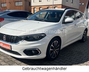 Fiat Fiat Tipo Lounge*Navi*Kamera*1.Hand Gebrauchtwagen