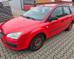 Ford Ford Focus 1.6i Turnier Gebrauchtwagen