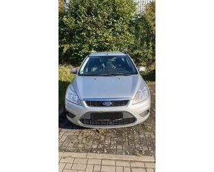 Ford Ford Focus 1,6TDCi 80kW DPF Style+ Turnier Style+ Gebrauchtwagen