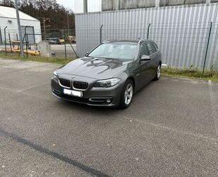 BMW BMW 530d xDrive Touring A Luxury Line Luxury Line Gebrauchtwagen