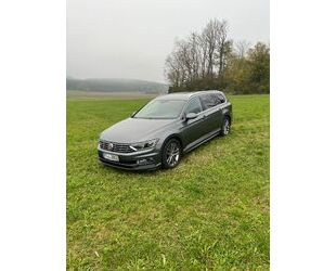 VW Volkswagen Passat 2.0 TDI SCR DSG Highline 2x R-Li Gebrauchtwagen