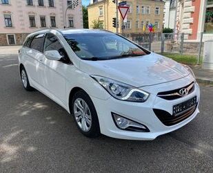 Hyundai Hyundai i40 cw 1.6 FIFA World Cup EDITION Gebrauchtwagen