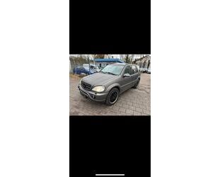 Mercedes-Benz Mercedes-Benz ML 55 AMG mit großem 120L LPG Tank Gebrauchtwagen