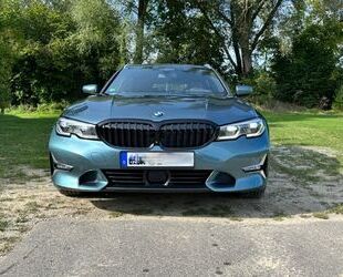 BMW BMW 330d xDrive Touring// Laser,HUD, DAP, PAP, Led Gebrauchtwagen