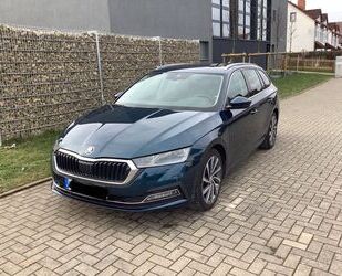 Skoda Skoda Octavia 2.0 TDI 110kW DSG STYLE COMBI STYLE Gebrauchtwagen