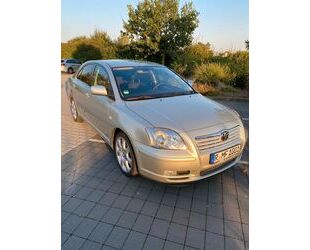 Toyota Toyota Avensis 2,4l - HU frisch Sommer- und Winter Gebrauchtwagen