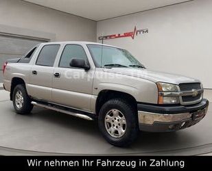 Chevrolet Chevrolet Avalanche 5,3 4X4 V8 - TÜV NEU-Schiebeda Gebrauchtwagen