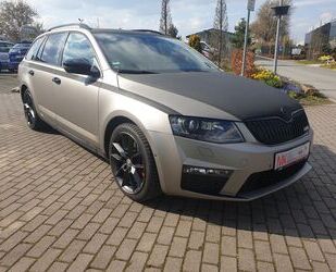 Skoda Skoda Octavia Combi RS / Folie / Navi / DSG / 8x R Gebrauchtwagen