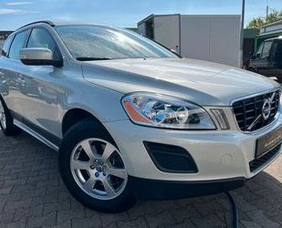 Volvo Volvo XC60 D3 Momentum 1.HAND/TÜV NEU/INSPEKTION N Gebrauchtwagen