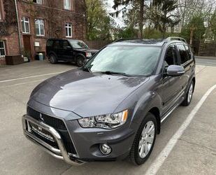 Mitsubishi Mitsubishi Outlander MOTION 4WD/Xenon/AHK/Leder/Tü Gebrauchtwagen