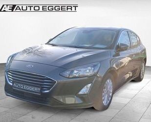 Ford Ford Focus Titanium EcoBoost 1,0 Anhängerkupplung Gebrauchtwagen