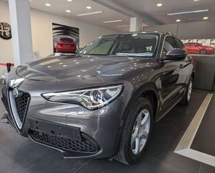 Alfa Romeo Alfa Romeo STELVIO 2.0 AT8-Q4 SUPER NAVI XENON PDC Gebrauchtwagen