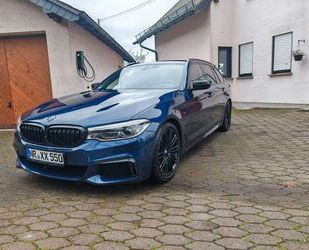 BMW BMW M550d xDrive Touring A HUD SDHZ LHZ LED 360 H& Gebrauchtwagen