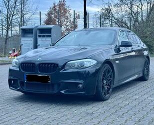 BMW BMW 525d M Sportpaket/SHEFT/LEDER/NAVI/SHZ/PDC/TEM Gebrauchtwagen