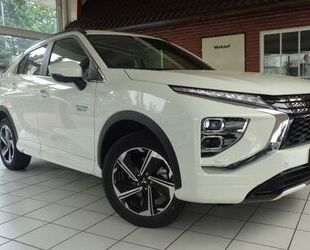 Mitsubishi Mitsubishi Eclipse Cross 2.4 PLUG-IN HYBRID 4WD Se Gebrauchtwagen