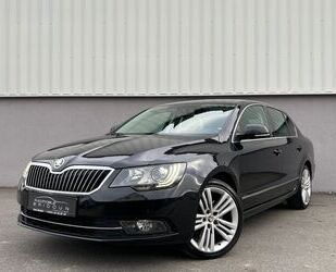 Skoda Skoda Superb Elegance DSG MOTOR NEU NAVI ALCANTARA Gebrauchtwagen