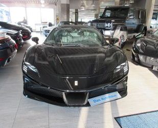 Ferrari Ferrari SF90 Spider Lift Carbon JBL Kamera Gebrauchtwagen