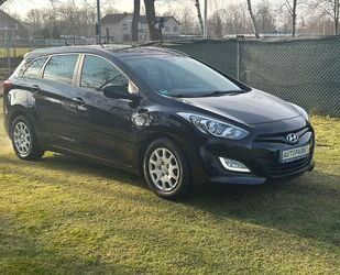 Hyundai Hyundai i30 cw FIFA WorldCup Edition*1,6 135PS*AUT Gebrauchtwagen