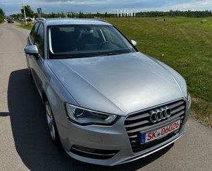 Audi Audi A3 Sportback ambition*XENON*NAVI*TEMPO*PDC Gebrauchtwagen