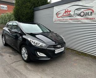 Hyundai Hyundai i30 1.4 NAVI/SHZ/KLIMAAUT/R.F.KAMERA Gebrauchtwagen