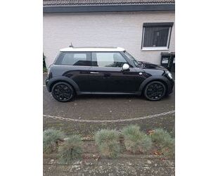 Mini MINI Cooper (Panoramadach, Navi) Gebrauchtwagen