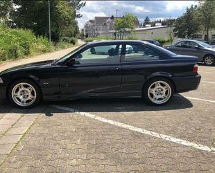 BMW BMW 328i Coupé M-Sportpaket ab Werk Orig 122 TKm Gebrauchtwagen