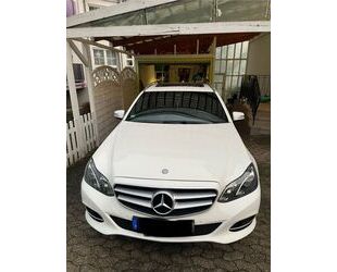 Mercedes-Benz Mercedes-Benz E 220 BlueTEC BE T Edition AVANTG. A Gebrauchtwagen