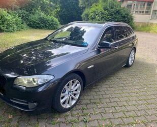 BMW BMW 530d Touring A Luxury Line Luxury Line Gebrauchtwagen