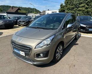 Peugeot Peugeot 3008 Allure *Ponorama+Head UP+Navi+Kamera* Gebrauchtwagen