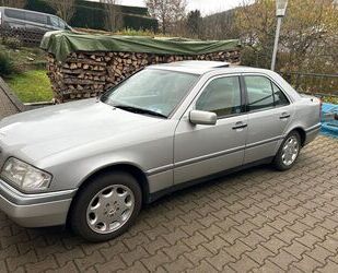 Mercedes-Benz Mercedes-Benz C 180 ELEGANCE Elegance Gebrauchtwagen