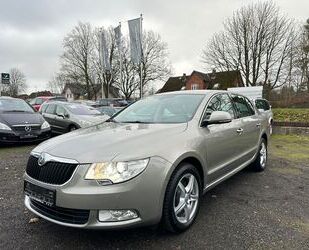 Skoda Skoda Superb Elegance*Automatik+SHZ*NAVI*AHK*Schec Gebrauchtwagen