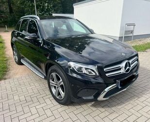 Mercedes-Benz Mercedes-Benz GLC 220 d 4MATIC AMG Line Autom/1.Ha Gebrauchtwagen