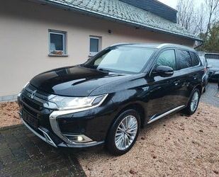 Mitsubishi Mitsubishi Outlander PHEV Intro Edition 4WD AUTOMA Gebrauchtwagen