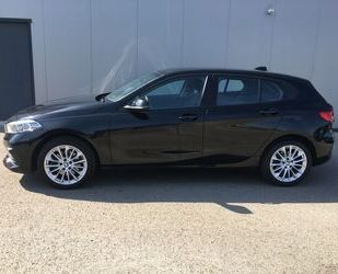 BMW BMW 118i*AUTOMATIC*NAVI*LED*Carplay*Hifi Gebrauchtwagen