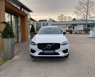 Volvo Volvo XC60 B4 Diesel R-Design AWD/4 Pakete/AHK+++ Gebrauchtwagen