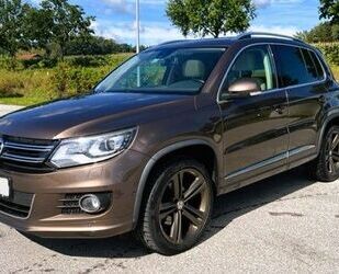 VW Volkswagen Tiguan 2.0 TDI R-Line DSG 4MOTION *STAN Gebrauchtwagen