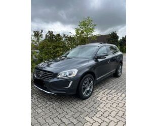 Volvo Volvo XC60 D5 AWD Geartronic Summum Gebrauchtwagen