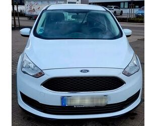 Ford Ford Grand C-Max Dez. 2017 eco boost Benziner 12 Gebrauchtwagen